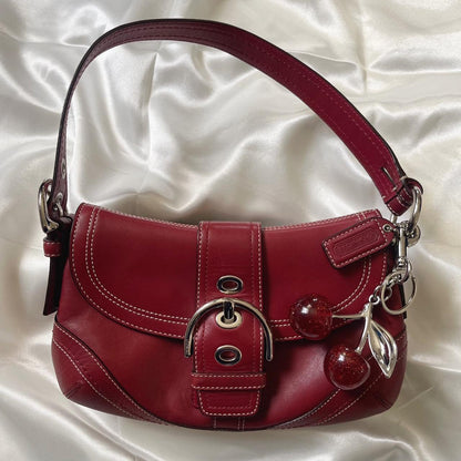 💋 2007 Coach Mini Red Soho 💋