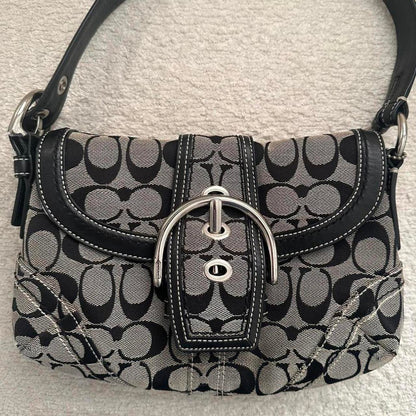 Vintage soho coach purse in light gray and black