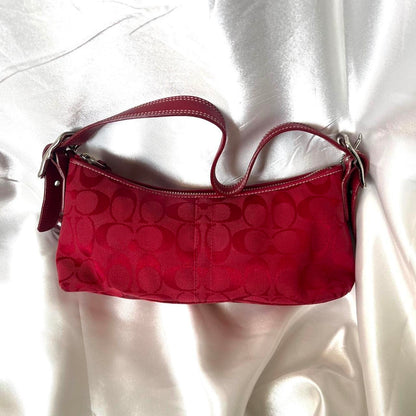 2004 Signature Coach Baguette Demi 🍒❤️‍🔥