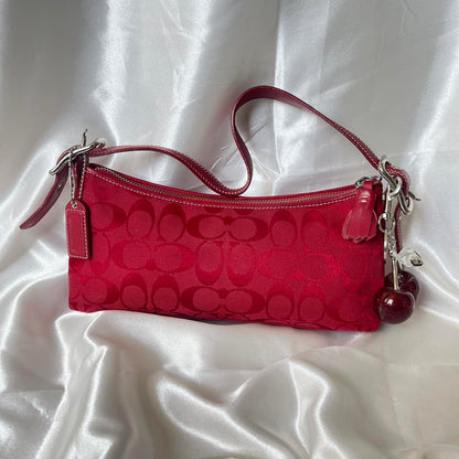 2004 Signature Coach Baguette Demi 🍒❤️‍🔥